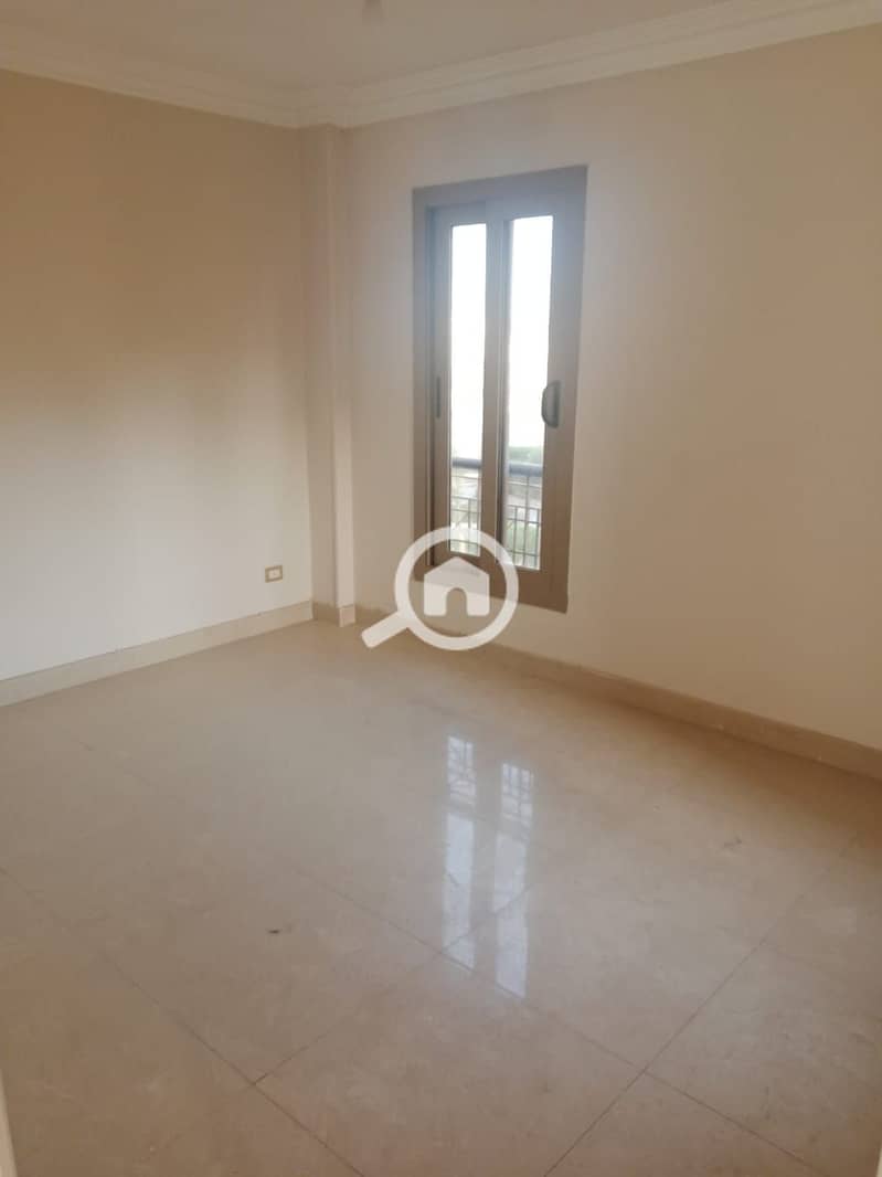 8 f419e682-8c90-43f2-88dc-c701de078f2d. jpg