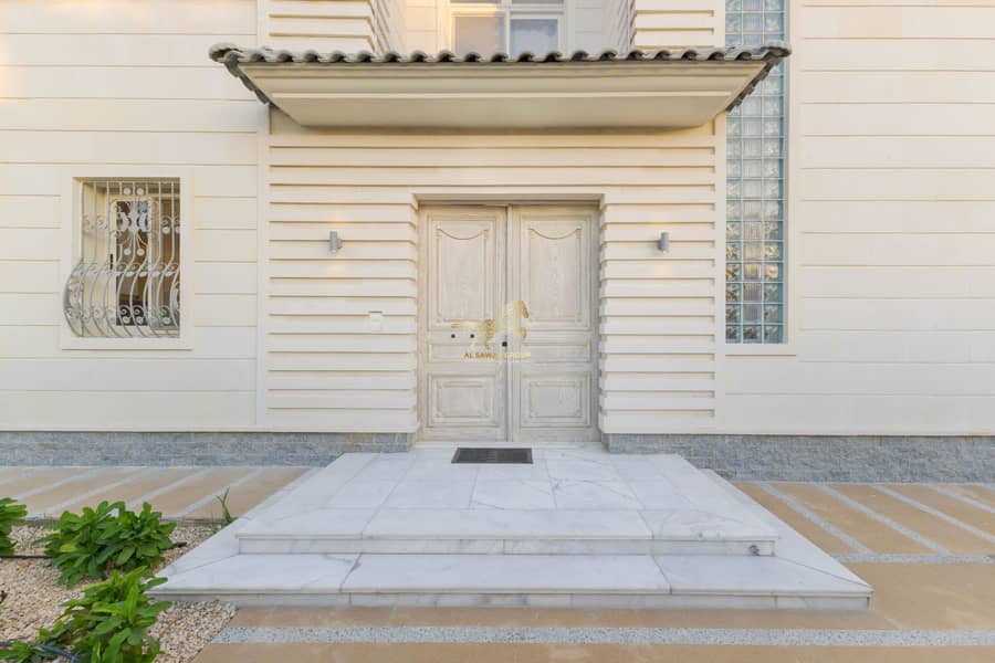 8 IMG_7339-Edit. jpg