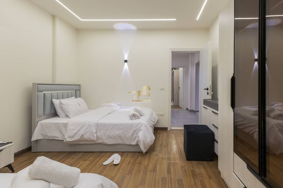 26 IMG_7544-Edit. jpg