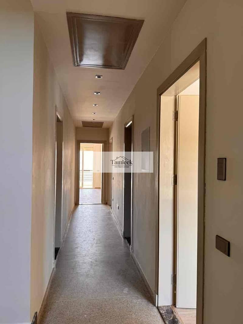 8 7c5d1008-c87b-46b1-8cb4-45b4f09a8a0f. jpg