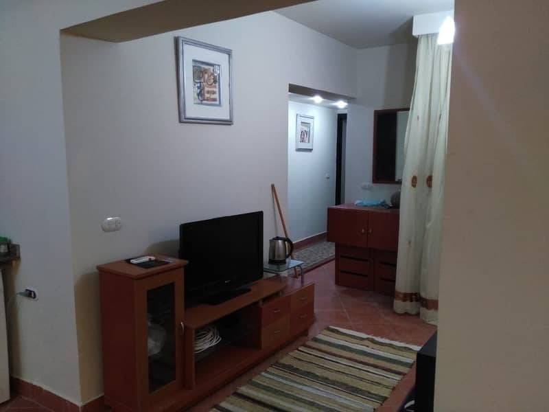 12 388b1192-100e-445b-b5c8-7dd76b5b6d26. jpg