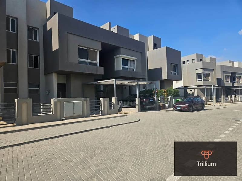 7 596387415_1630542091305814_284726342164062683_n. jpg