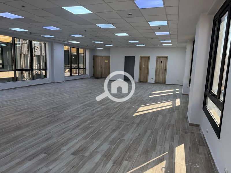 2 WhatsApp Image 2025-12-20 at 4.40. 42 PM. jpeg