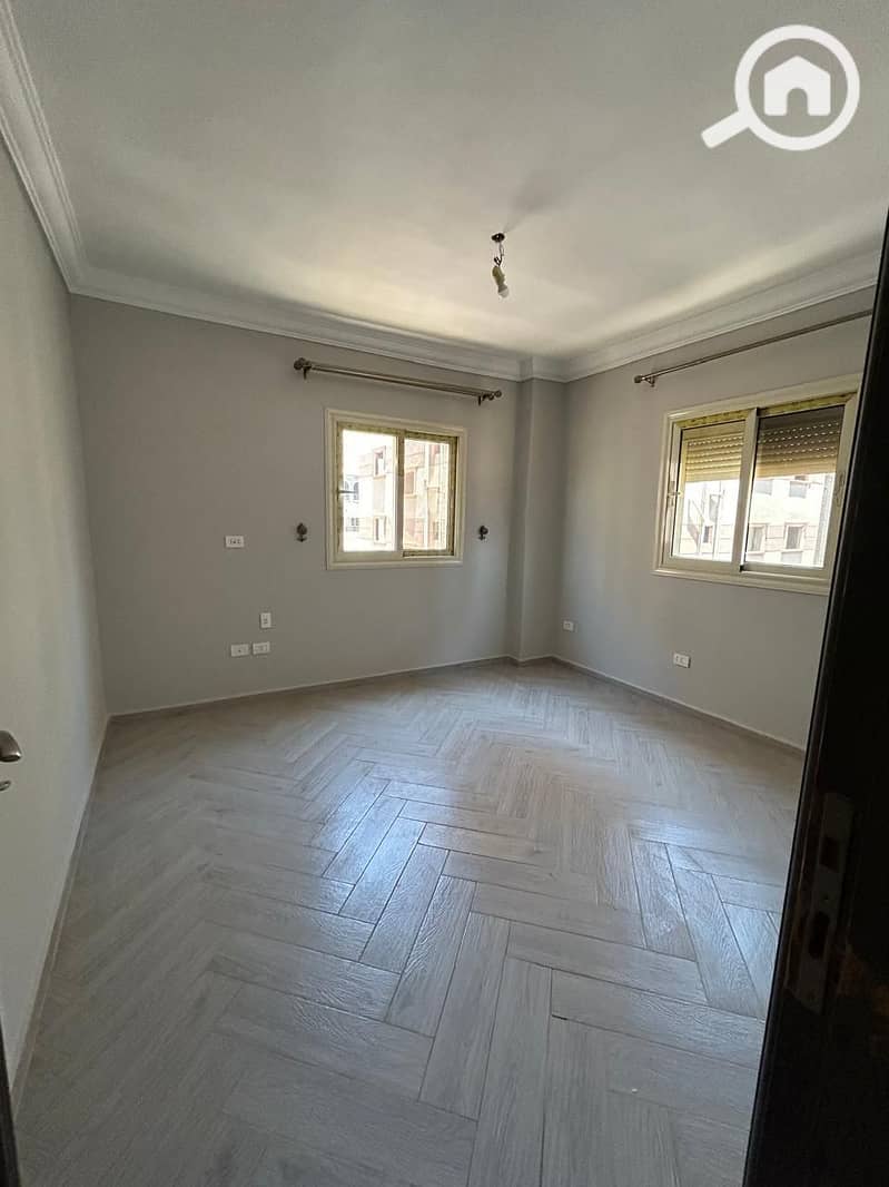 19 WhatsApp Image 2025-09-13 at 18.29. 50_4b6cbd8a. jpg