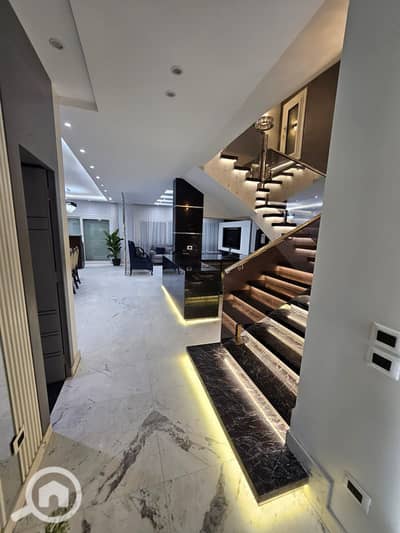 فیلا 4 غرف نوم للبيع في مدينة الشروق، القاهرة - 577324159_122150558012853626_6841412687667875354_n. jpg