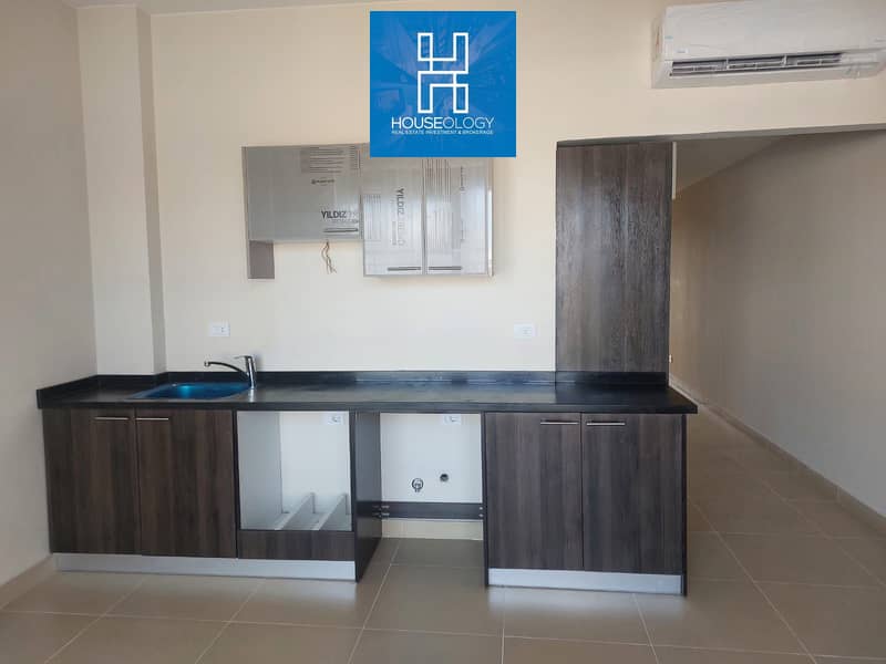 6 WhatsApp Image 2025-12-21 at 15.45. 34 (1). jpeg