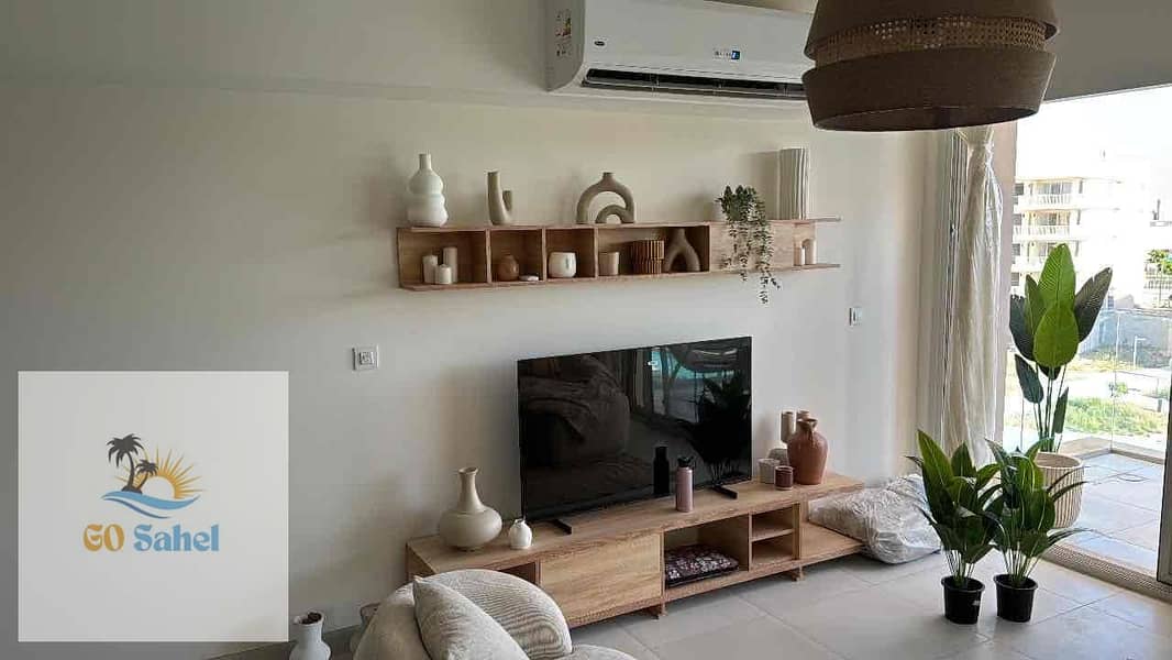 8 9c84e0b8-0370-43b2-82f9-4072d3edace4. jpg