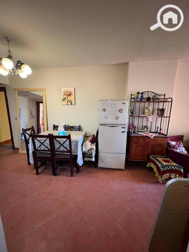 3 b468b88c-da96-4049-bb48-17e4c06bb0ef. jpg