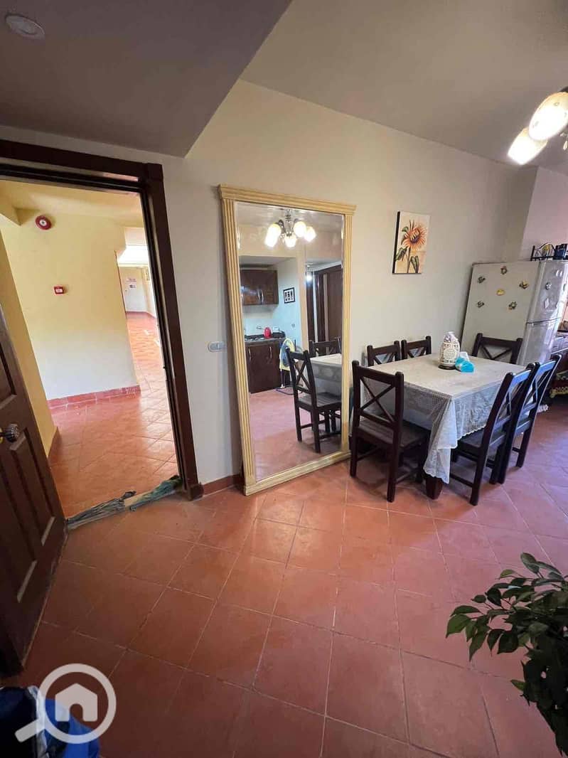 5 fdd70da4-82d2-4c78-b19f-7dd2f9819bfb. jpg