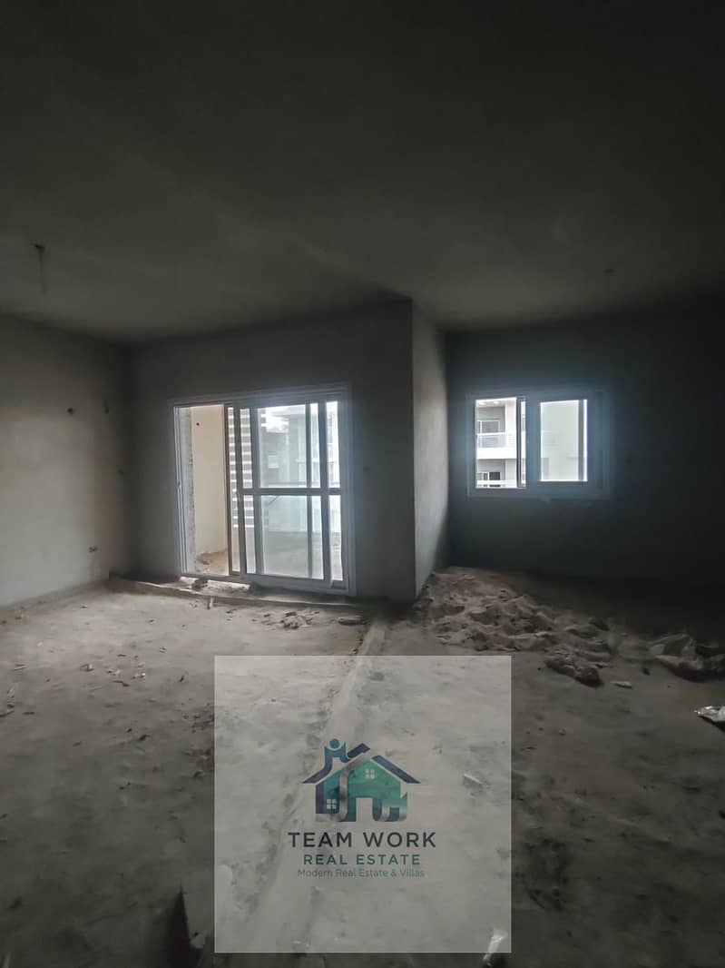 3 5b42b2fd-6788-4503-a5d1-245297929bd9 (1). jpg