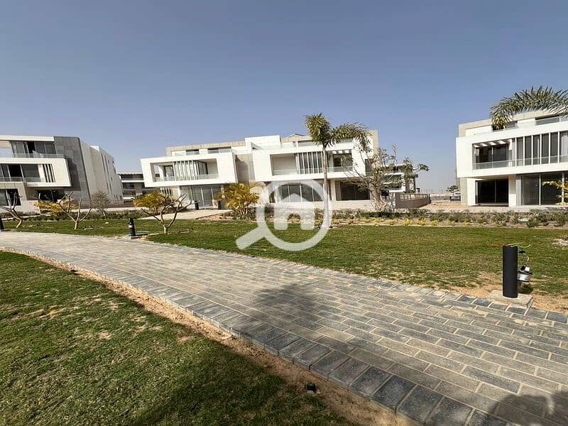 9 WhatsApp Image 2025-12-21 at 1.18. 08 PM4. jpeg