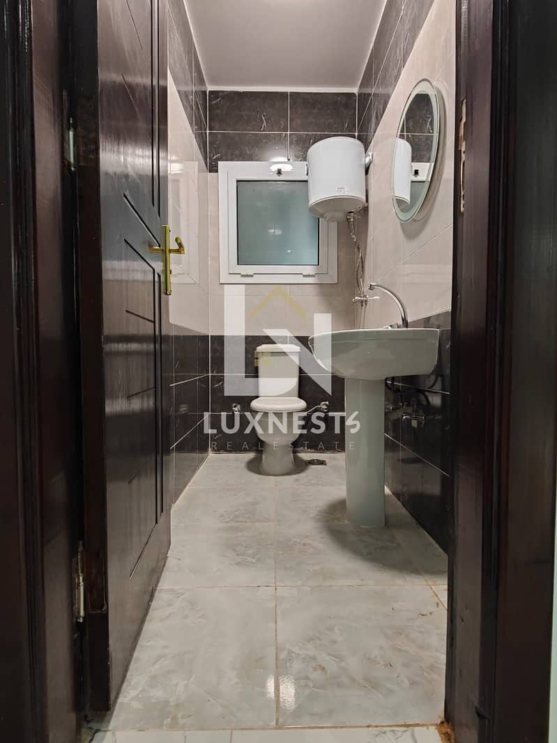 5 WhatsApp Image 2025-09-02 at 11.59. 26 PM (3). jpeg