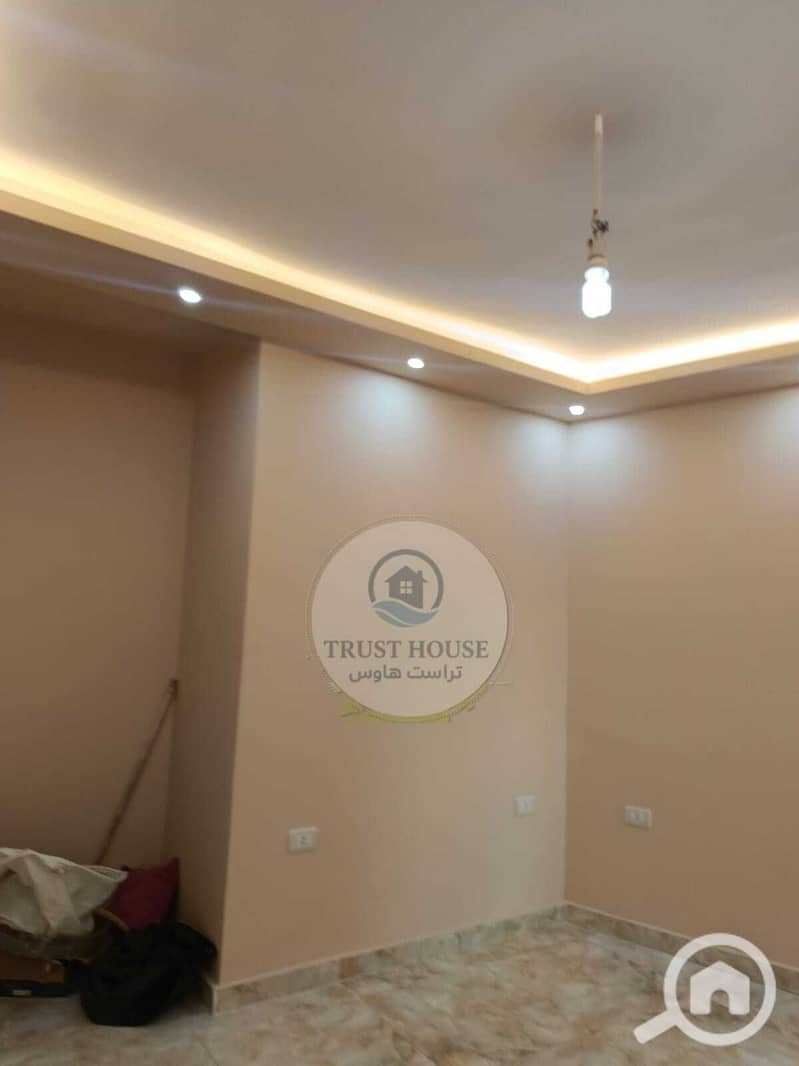 12 WhatsApp Image 2025-12-21 at 15.51. 00. jpeg