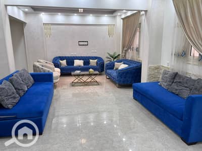 6 Bedroom Duplex for Rent in New Cairo, Cairo - IMG-20251221-WA0013. jpg