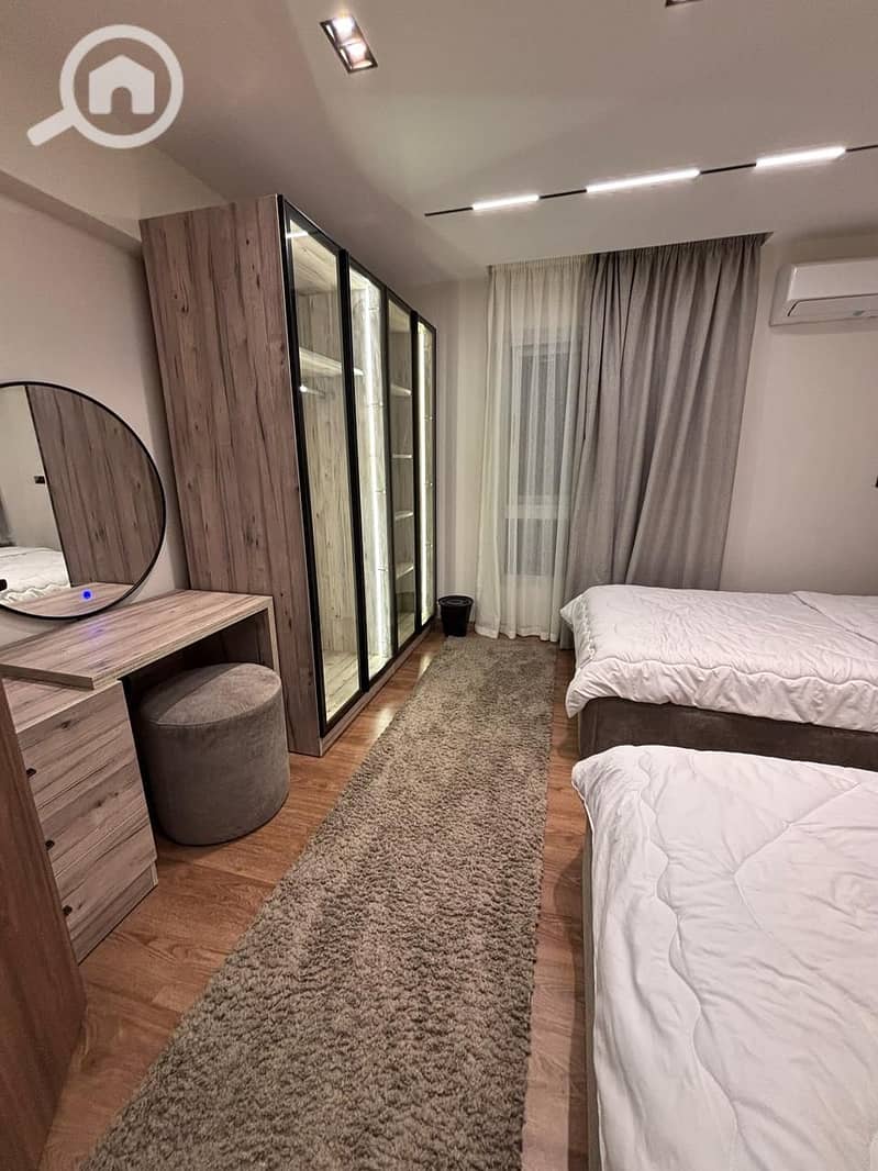 11 WhatsApp Image 2025-04-24 at 11.53. 58 PM. jpeg