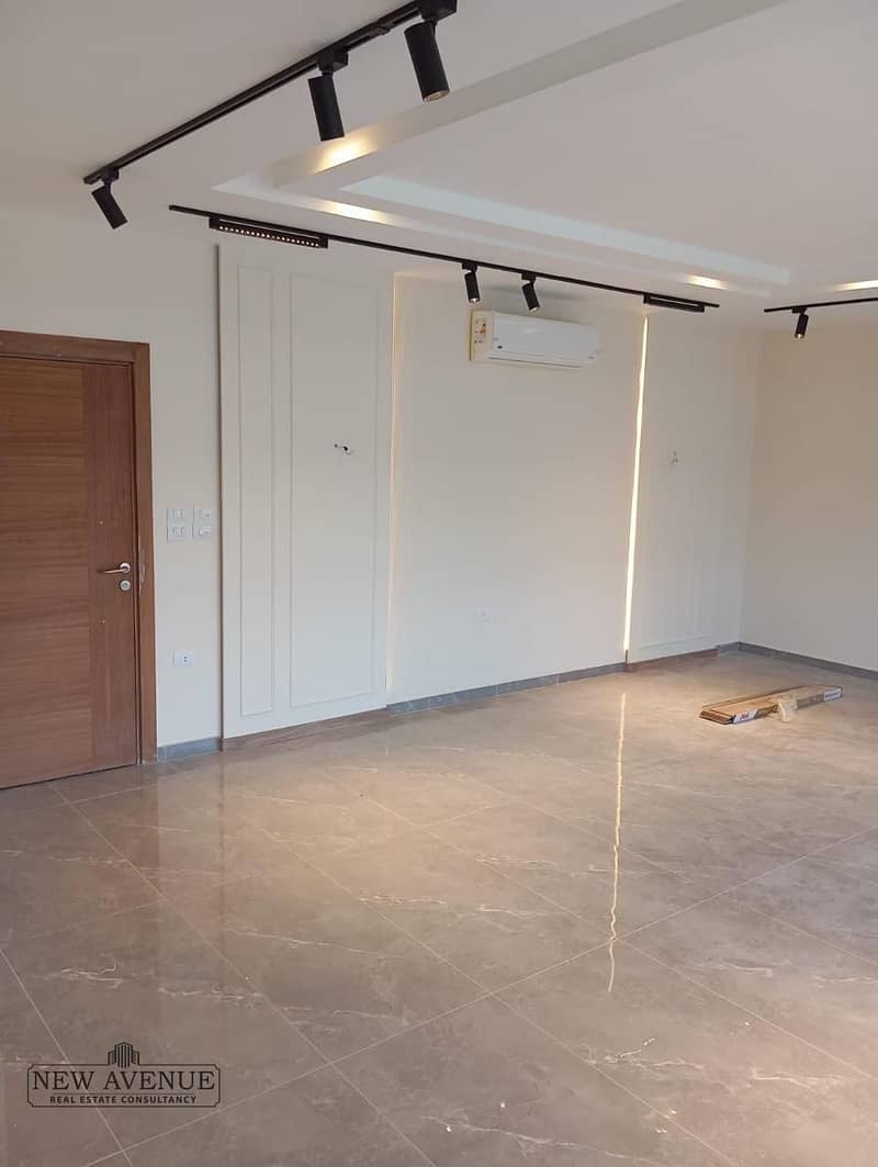 4 WhatsApp Image 2025-12-21 at 11.23. 25 AM (1). jpeg