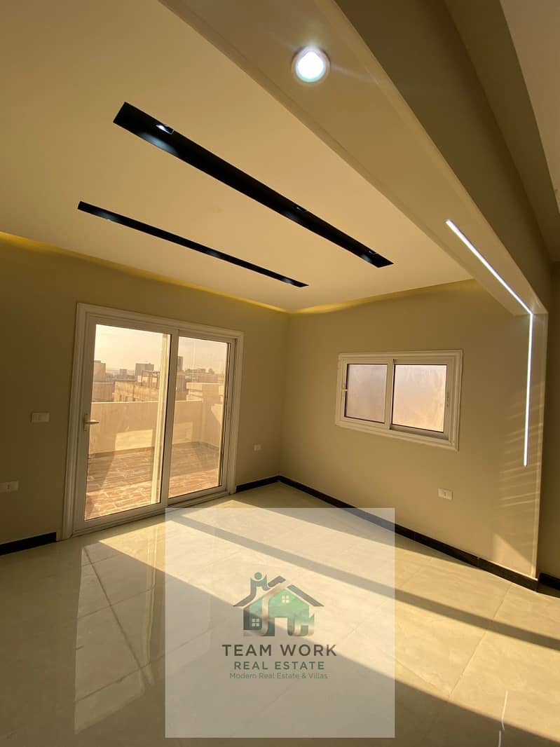 13 b980d1fd-b975-43a8-9fe1-345a9303def7. jpg