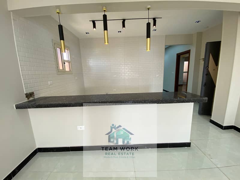 14 b992ca47-09ab-448f-a016-7372e0692015. jpg