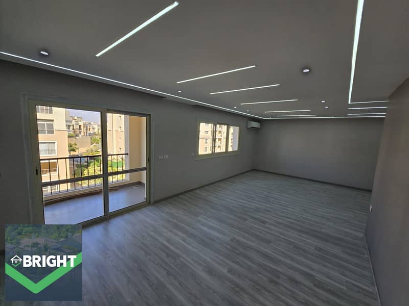 10 motion_photo_8550638948108397380. jpg