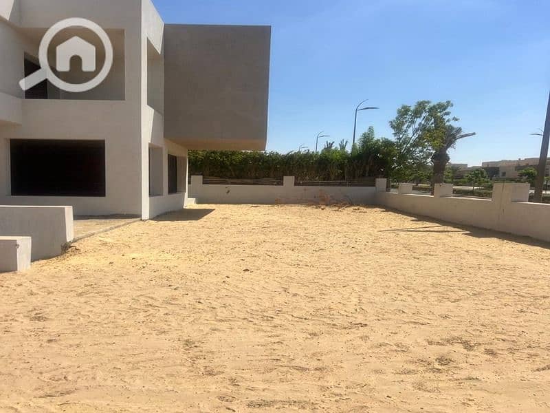 10 4c527282-6325-46b7-9df5-d0c04049c4a1. jpg