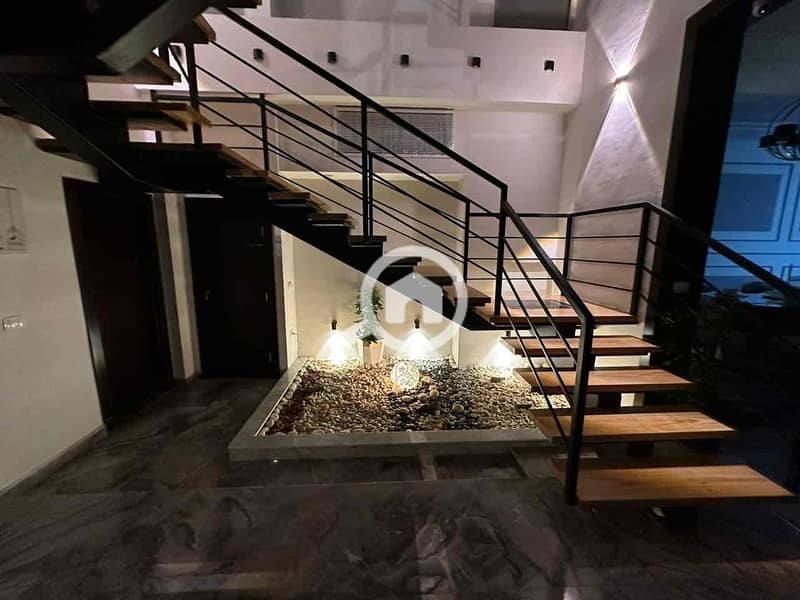 15 97821eba-ed28-43e6-85dc-f111dcfb3ae9. jpg