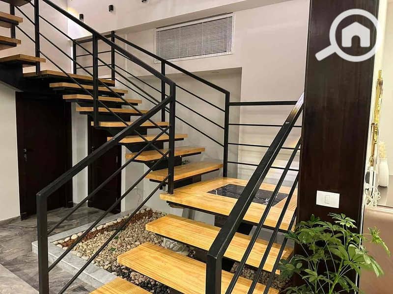 16 24df0b37-df31-4d39-a16c-c3ca6ebd60d8. jpg