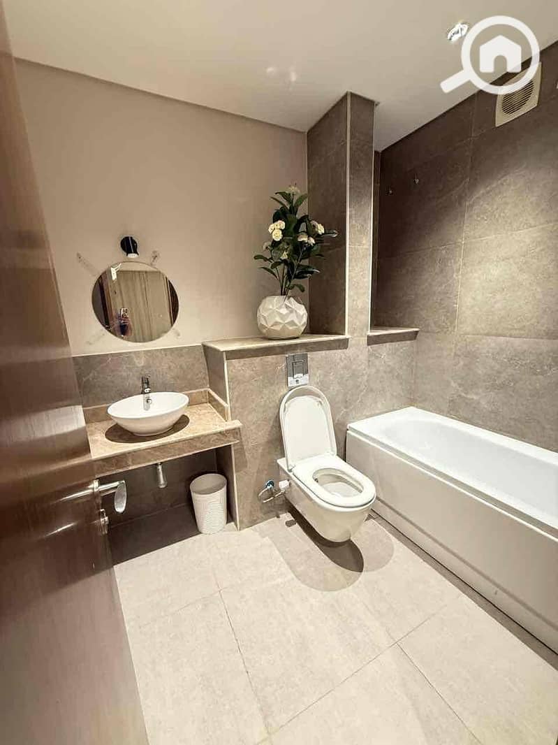 13 020fd5d9-5264-448d-96ac-a3c8a0290261. jpg