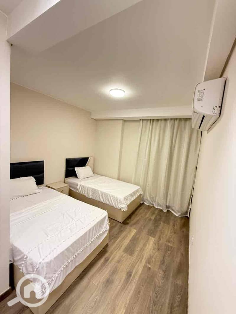 20 4cde15e0-9d71-48f2-a0b2-53ed96d02614. jpg