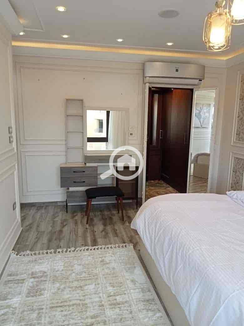 14 526f5055-df2c-4f8d-8aa9-d3399e507fa8. jpg