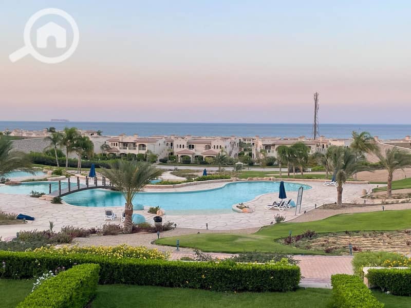 5 edccd277-d6c6-4784-b93d-753daa1c1988. jpg