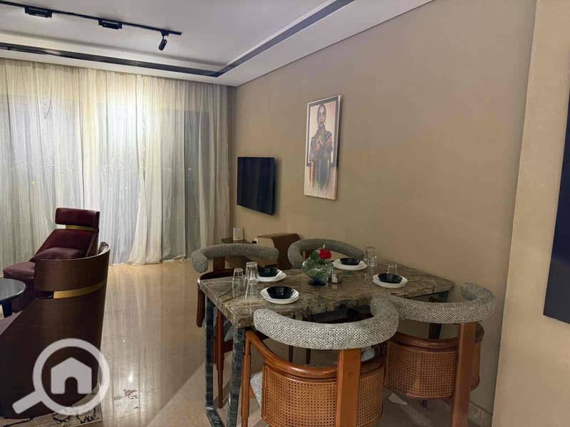 9 4478c10c-361d-4e11-8ffa-1e2cc6fb0b42. jpg