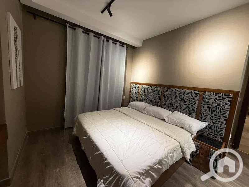 10 37bf7cf4-e1f5-4cfd-9ec3-c5a889fdc53f. jpg