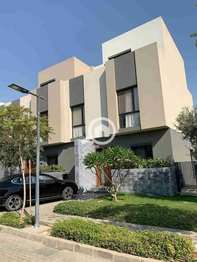 4 Bedroom Villa for Sale in Shorouk City, Cairo - IMG_20250626_035136_547. jpg