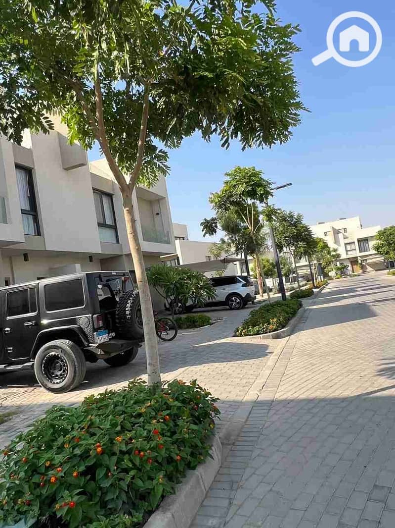 2 IMG_20251010_185644_140. jpg