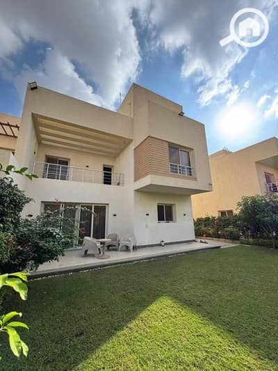 5 Bedroom Twin House for Sale in 6th of October, Giza - 9b6e4fad-58a6-4725-b057-4d47ce827704. jpeg
