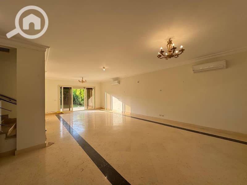 7 fe82a560-2cb1-486b-a917-529cfef2a63c. jpeg