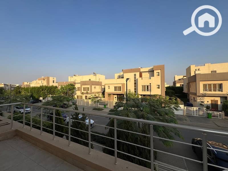 11 c31f97b8-06c6-4131-839a-aff3b2fc1f18. jpeg