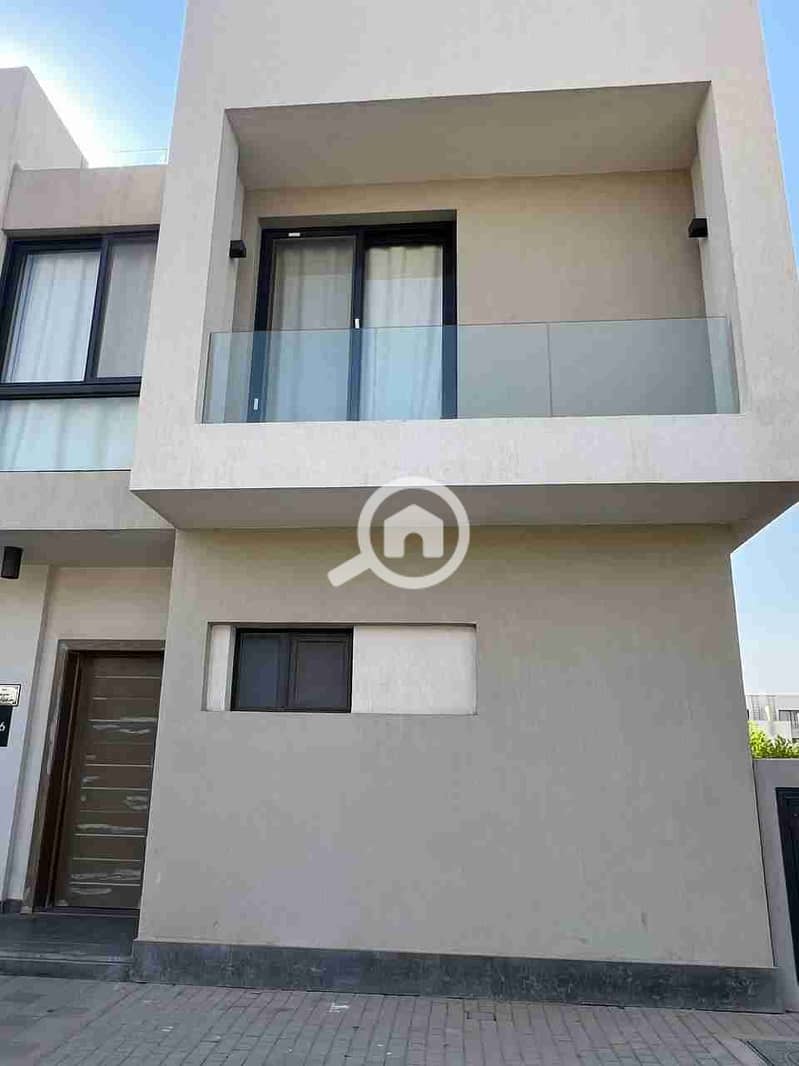 7 IMG_20251010_185644_247. jpg