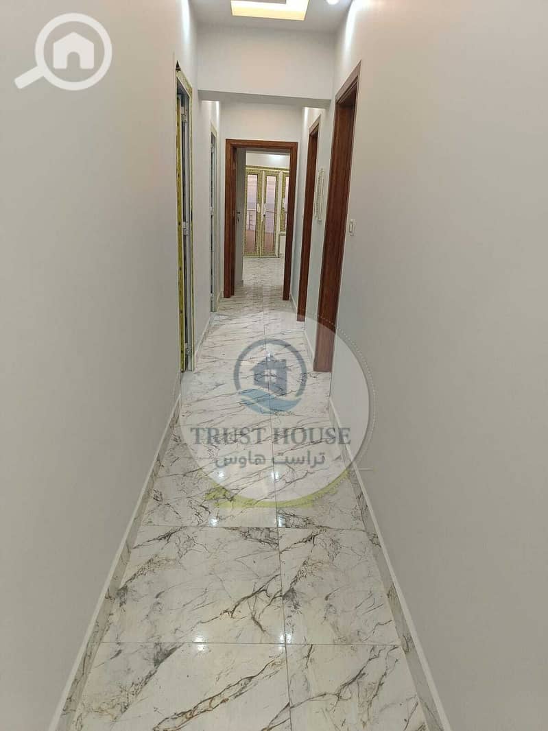 28 WhatsApp Image 2025-12-21 at 15.58. 30 (2). jpeg