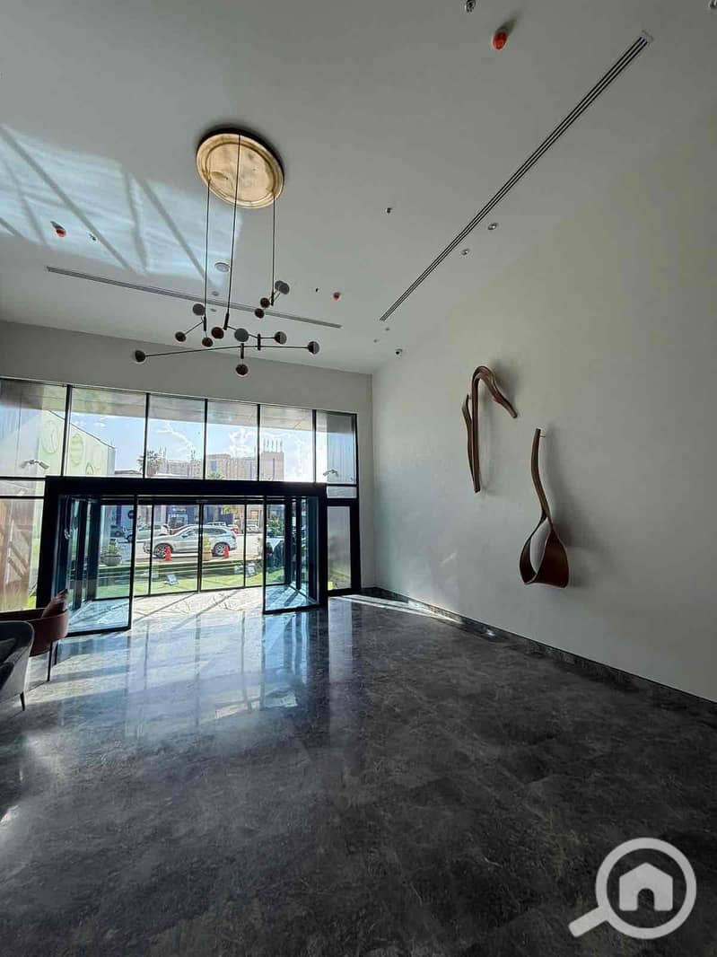 2 8466ca11-b487-4d26-9afd-0872c9821fcc. jpg