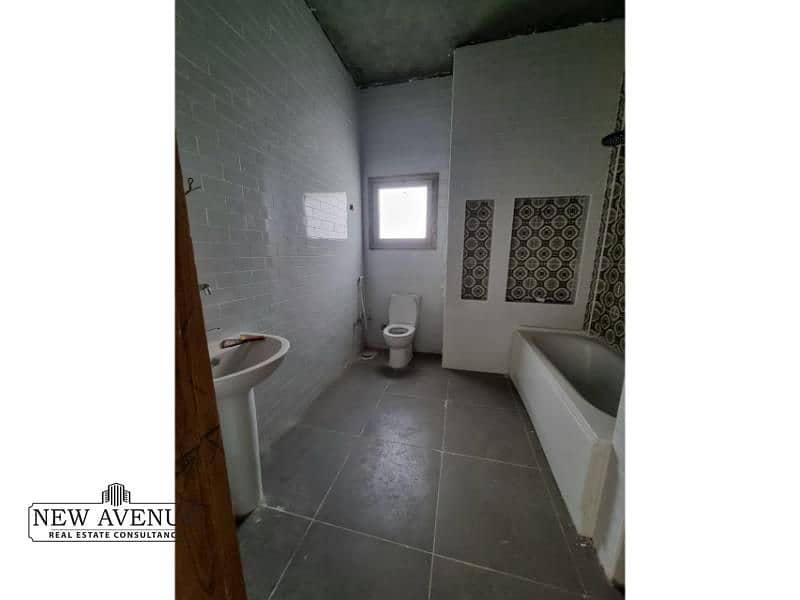 12 WhatsApp Image 2025-12-19 at 10.11. 05 AM (1). jpg