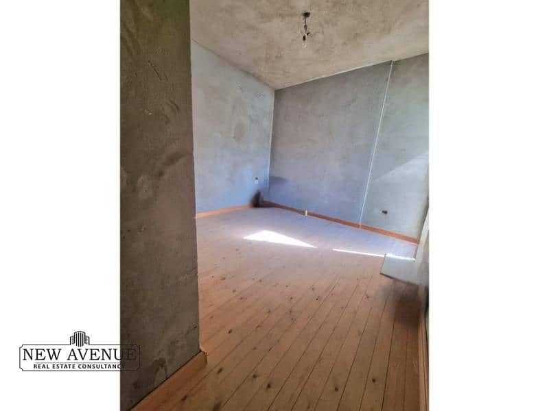 16 WhatsApp Image 2025-12-19 at 10.11. 06 AM. jpg