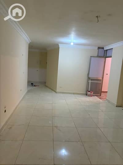 شقة 4 غرف نوم للايجار في المعادي، القاهرة - 33582560-daa7-45b1-9831-f9507fa5ffd2. jpeg