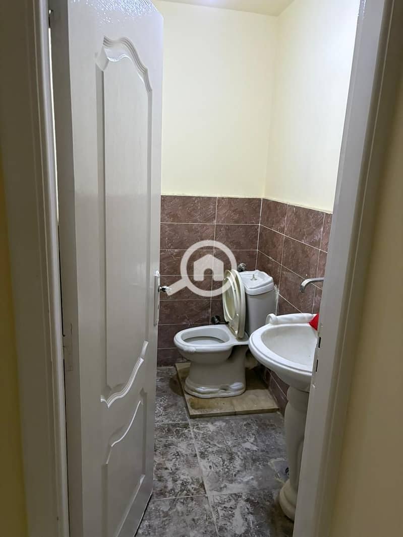 4 229bac7a-dd9a-4ea9-b028-61e88aaffafb. jpeg