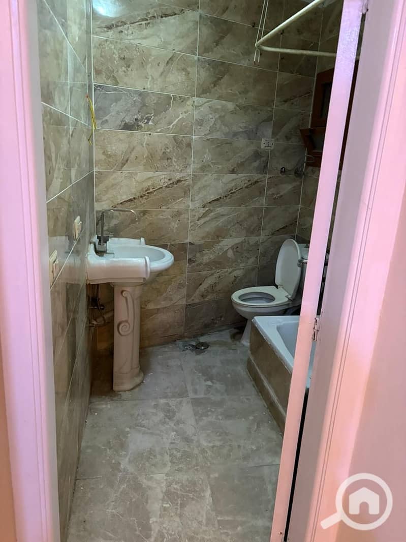 8 9c03584a-4f18-4082-9511-e92f8d670d46. jpeg