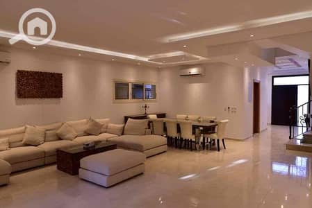 4 Bedroom Townhouse for Rent in Sheikh Zayed, Giza - fc29b025-7ea0-43ac-a117-7c5d2e6cfbec. jpg