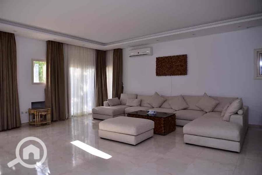 2 545f4bdb-6870-4194-acad-8cb9762ff0d2. jpg