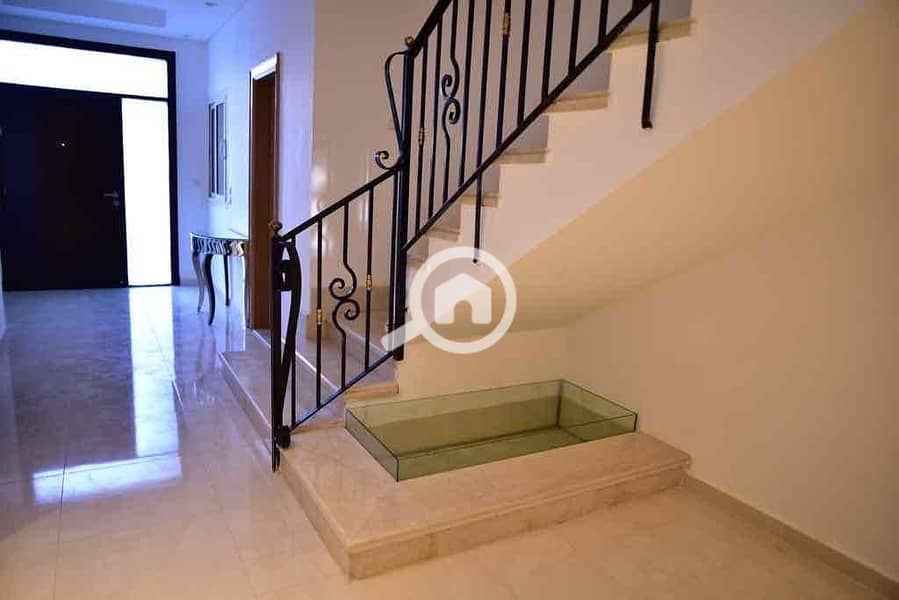 4 c543e04c-162c-49da-991d-daa246809a8f. jpg