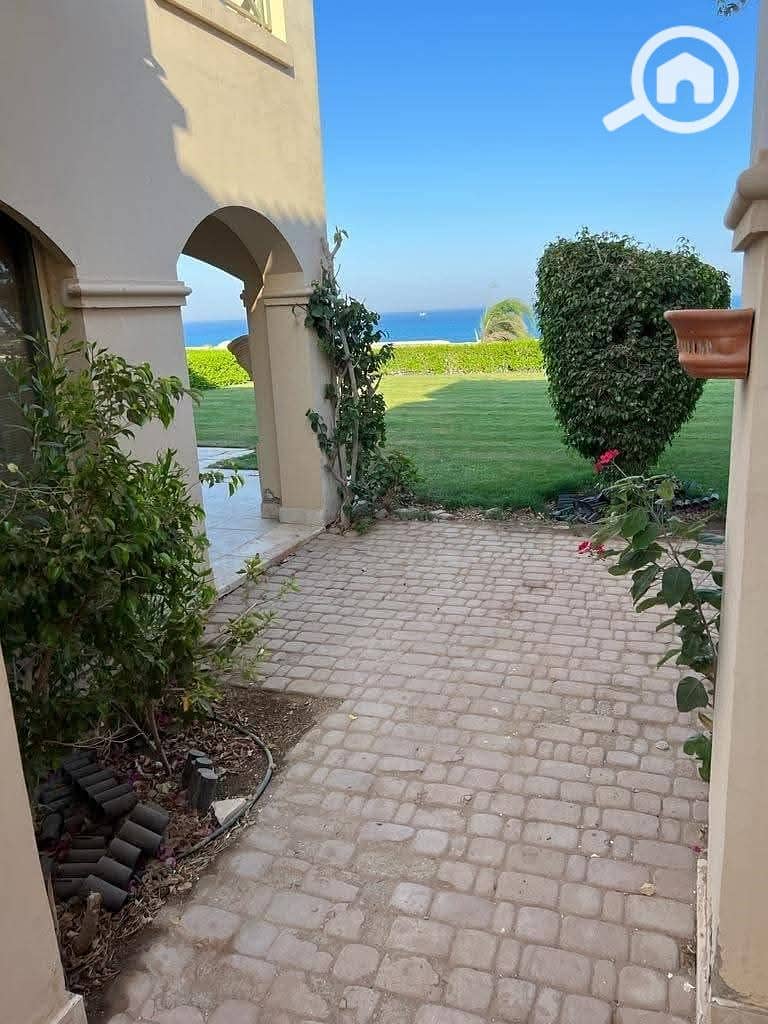 5 FB_IMG_1766181597920. jpg