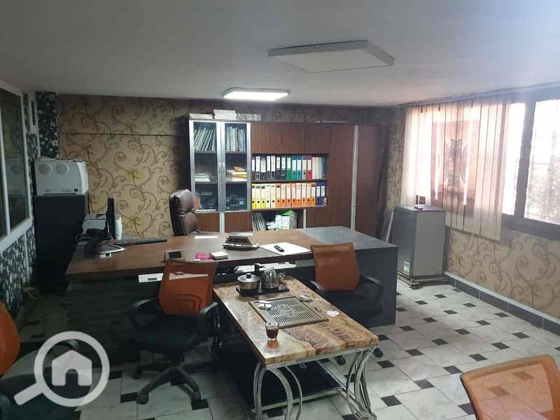 9 f2e9b9c9-f8c7-43a8-9695-db3cc0253e8f. jpg